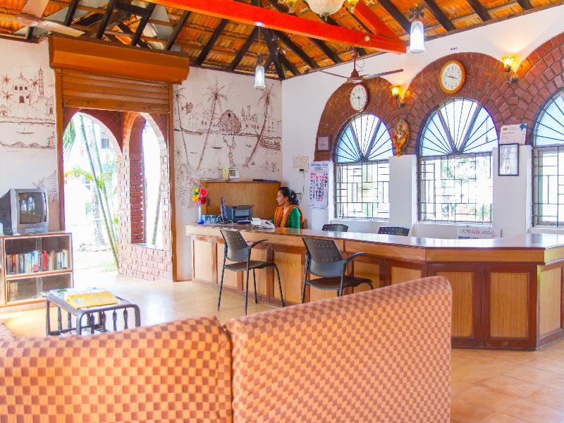 Dona Alcina Resorts Candolim Exterior photo