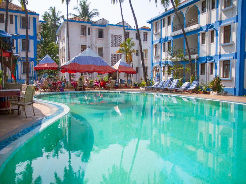 Dona Alcina Resorts Candolim Exterior photo